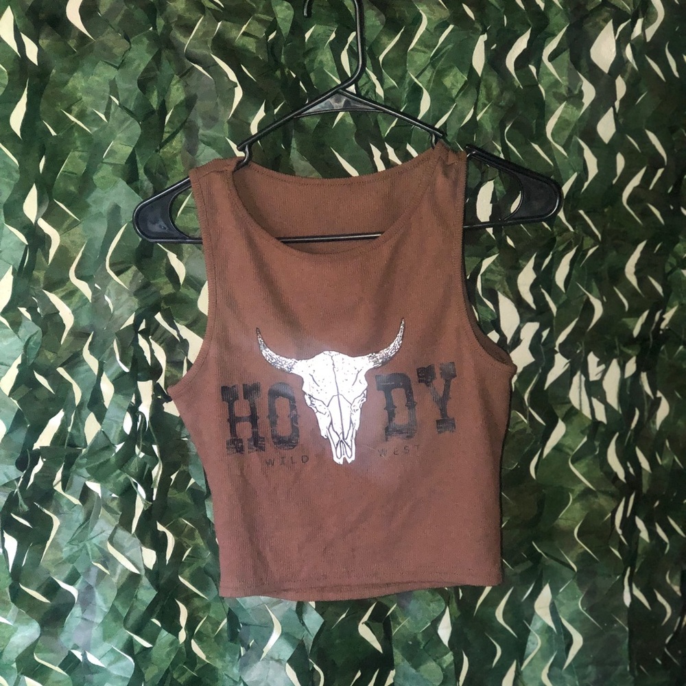 Brown Cropped Tank Top with Skull Graphic